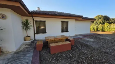 Detached house on Carretera de Caceres photo 8