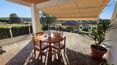 Detached house on Carretera de Caceres photo 4