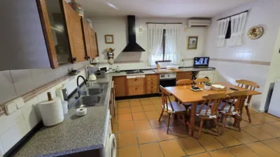 Detached house on Carretera de Caceres photo 37