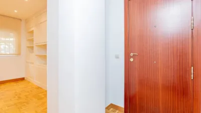 Piso en Madrid Rio photo 12