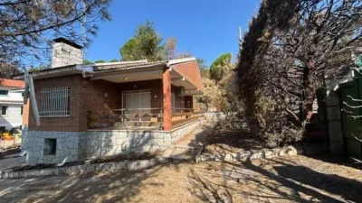 Detached House in Urbanization photo 3