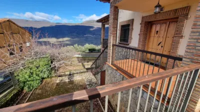 Townhouse in Valdastillas photo 9