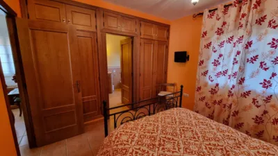 Townhouse in Valdastillas photo 28