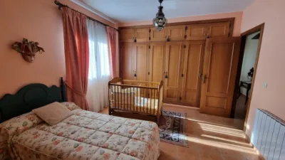 Townhouse in Valdastillas photo 32