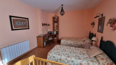 Townhouse in Valdastillas photo 33