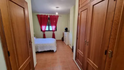 Townhouse in Valdastillas photo 40