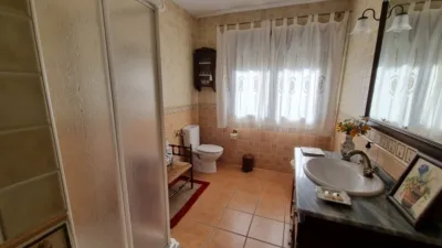Townhouse in Valdastillas photo 42