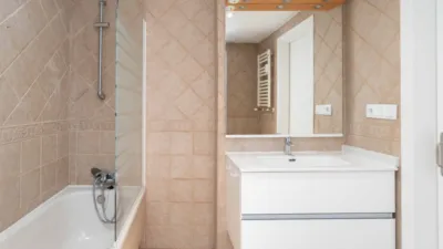 Piso en alquiler en Calle de Angelita Cavero - Imagen 31