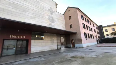 Apartamento en venta en Calle del Doctor Don Alejandro Palomar, 45, Casco Antiguo (Zaragoza Capital) de 150.000 €