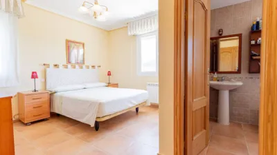 Semi-detached house in Moralzarzal photo 3