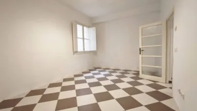 Apartment in Palacio photo 2