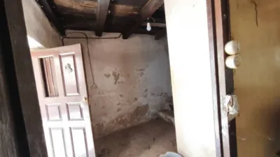Semi-detached house on Calle Barrio Garabandal, No. 182 photo 9