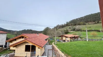 Semi-detached house on Calle de la Iglesia, 15 photo 8