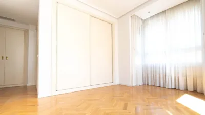 Piso en alquiler en Calle de Mesena, cerca de Calle de Aleixandre - Imagen 17