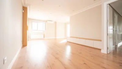 Piso en alquiler en Pasaje de Caleruega - Imagen 5