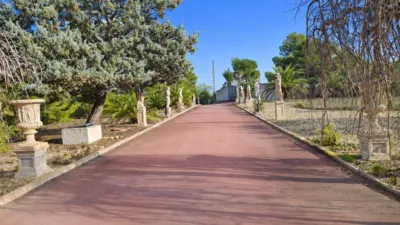 Single-family home in La Nucia photo 4