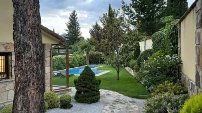 Semi-detached house on Calle de la Peña del Tejo photo 3