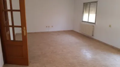 Piso en Mohedas de Granadilla photo 8