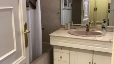 Piso en alquiler en Ezequiel Gonzalez, Centro (Segovia Capital) de 950 €<span>/mes</span>