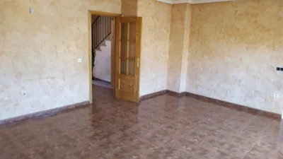 Terraced house on Calle de Soria photo 11
