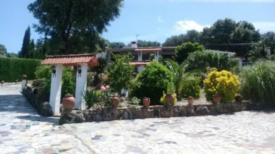 Detached house on Crta de Caceres photo 16