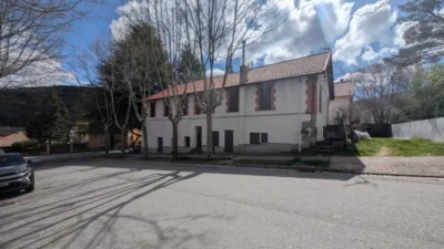 Terraced house on Paseo de la Rivera photo 2