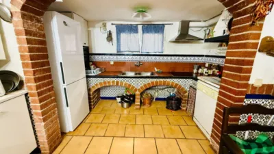 Detached House on Avenida del Alto del León photo 58