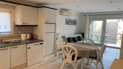 Apartment on Joanot Martorell Street, 5 photo 8