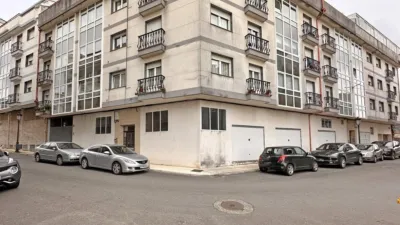 Local comercial en venta en Avenida Brañas, 60 - Vista 2
