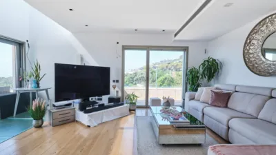 House on Maria Reina Street photo 5