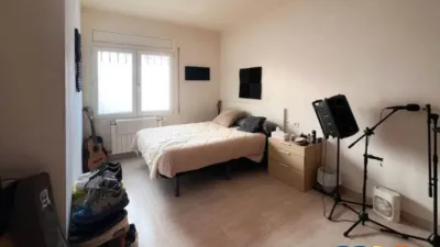 Apartment on Calle de Barcelona, 3 photo 2