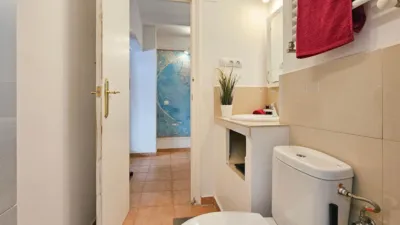 Flat on Carrer del Clot photo 22