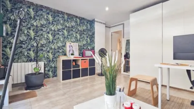 Flat on Carrer del Clot photo 4
