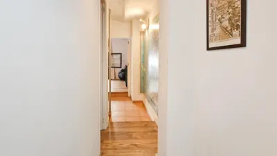 Flat on Carrer del Clot photo 15