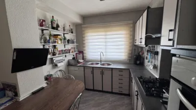 Apartment in Esparreguera photo 9