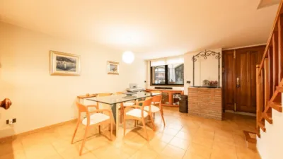 Casa en calle Darnius photo 5