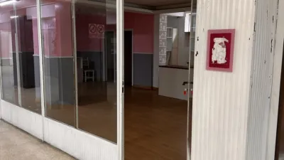 Local comercial en alquiler en Calle Do Hórreo - Més