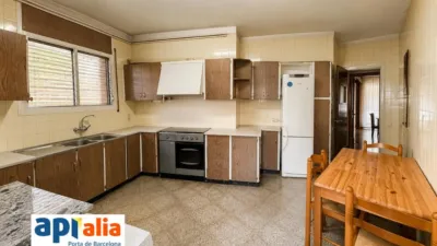 Flat on Carrer de les Roses photo 13