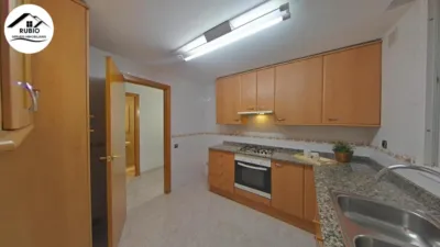 Flat on Lepant Street photo 7