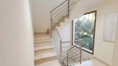 House on Calle Galceran de Requesens photo 40
