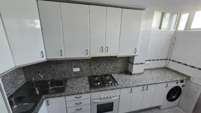 Apartment on Calle de Santander photo 4