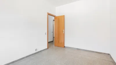 Flat on Fluvià Street photo 6