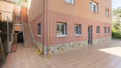 House on Cànoves Street photo 32