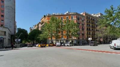 Piso en calle del Comte D'urgell photo 21