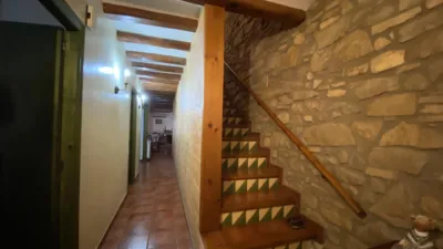Casa en venta en Calle D'Armengol, Sant Vicenç de Castellet de 287.000 €