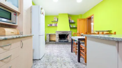 House in Tona photo 28