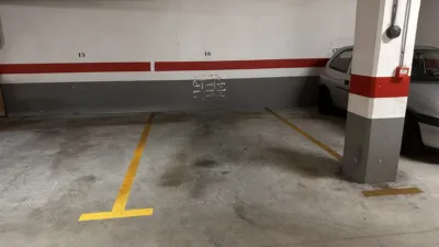 Garaje en alquiler en Calle de Xosé Pasín - Vista 2
