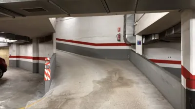 Garaje en alquiler en Calle de Xosé Pasín - Vista 4