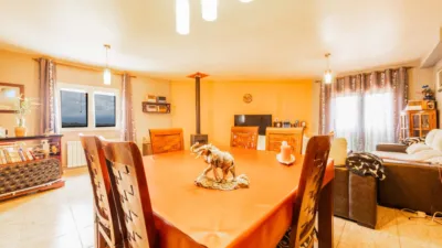 Casa en venta en Sant Hipòlit de Voltregà - Més