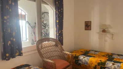 Townhouse on Calle de La Valira, 19 photo 7